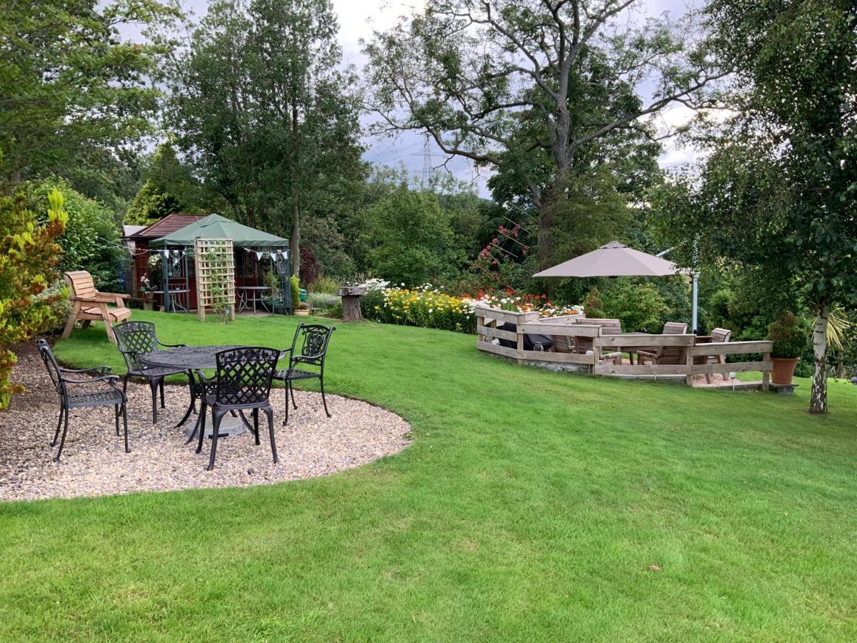 Llanwenarth Cottage A Beautiful Place To Just Be. Abergavenny Exterior foto